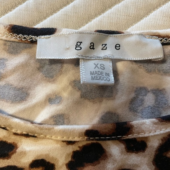 Long sleeve cheetah print very soft material - Picture 2 of 2